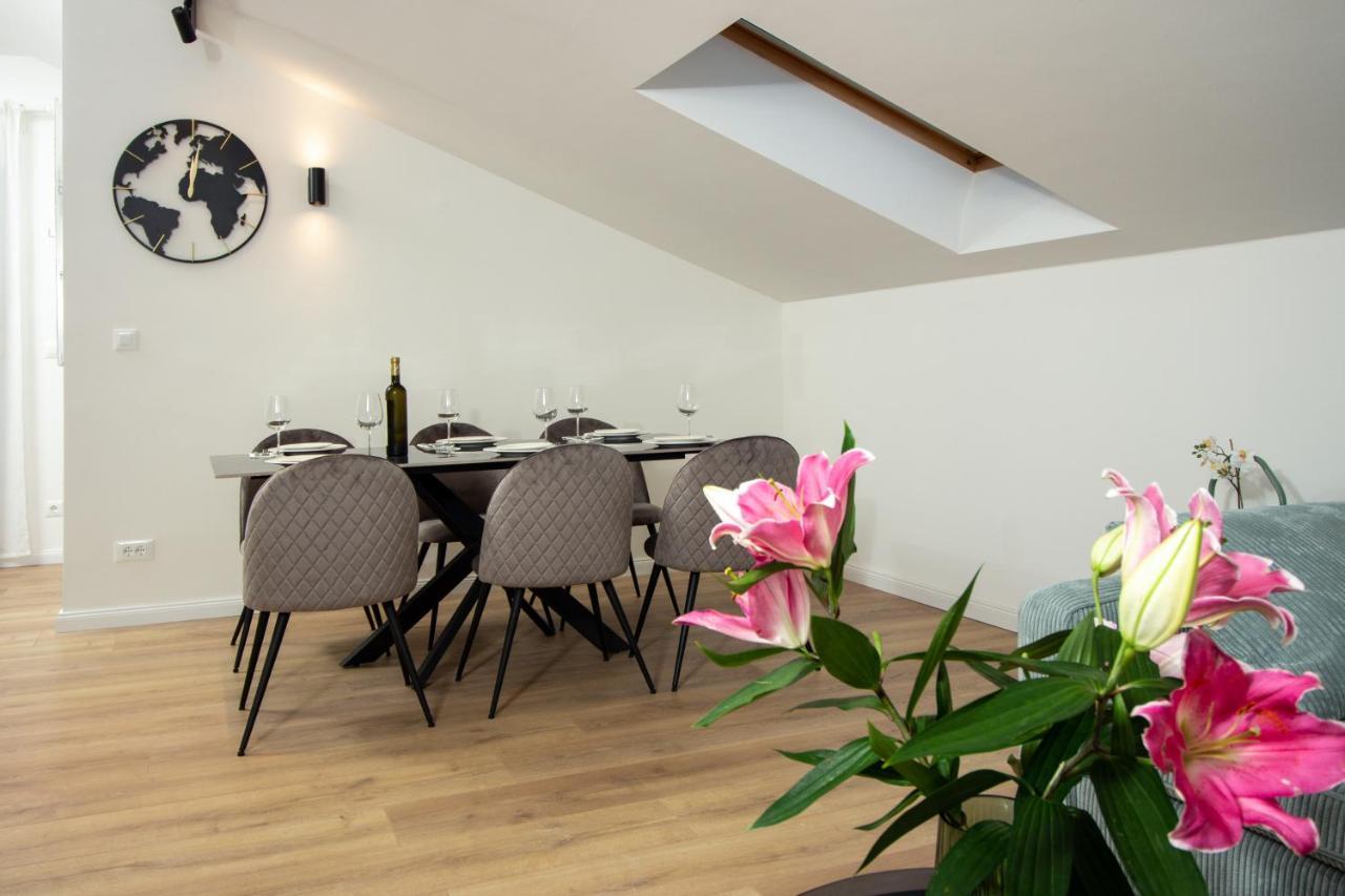 Beachside Apartment Attico สปลิท ภายนอก รูปภาพ