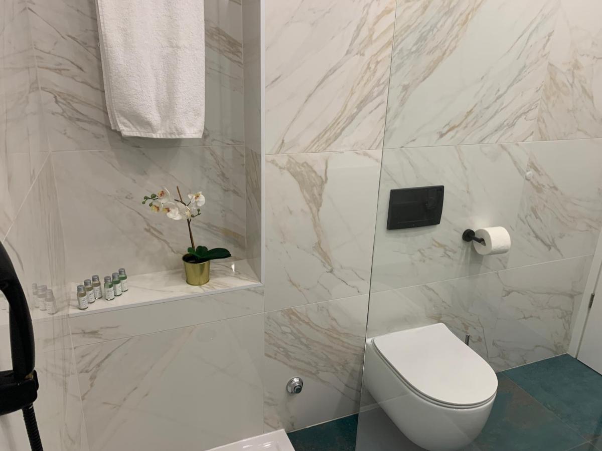 Beachside Apartment Attico สปลิท ภายนอก รูปภาพ